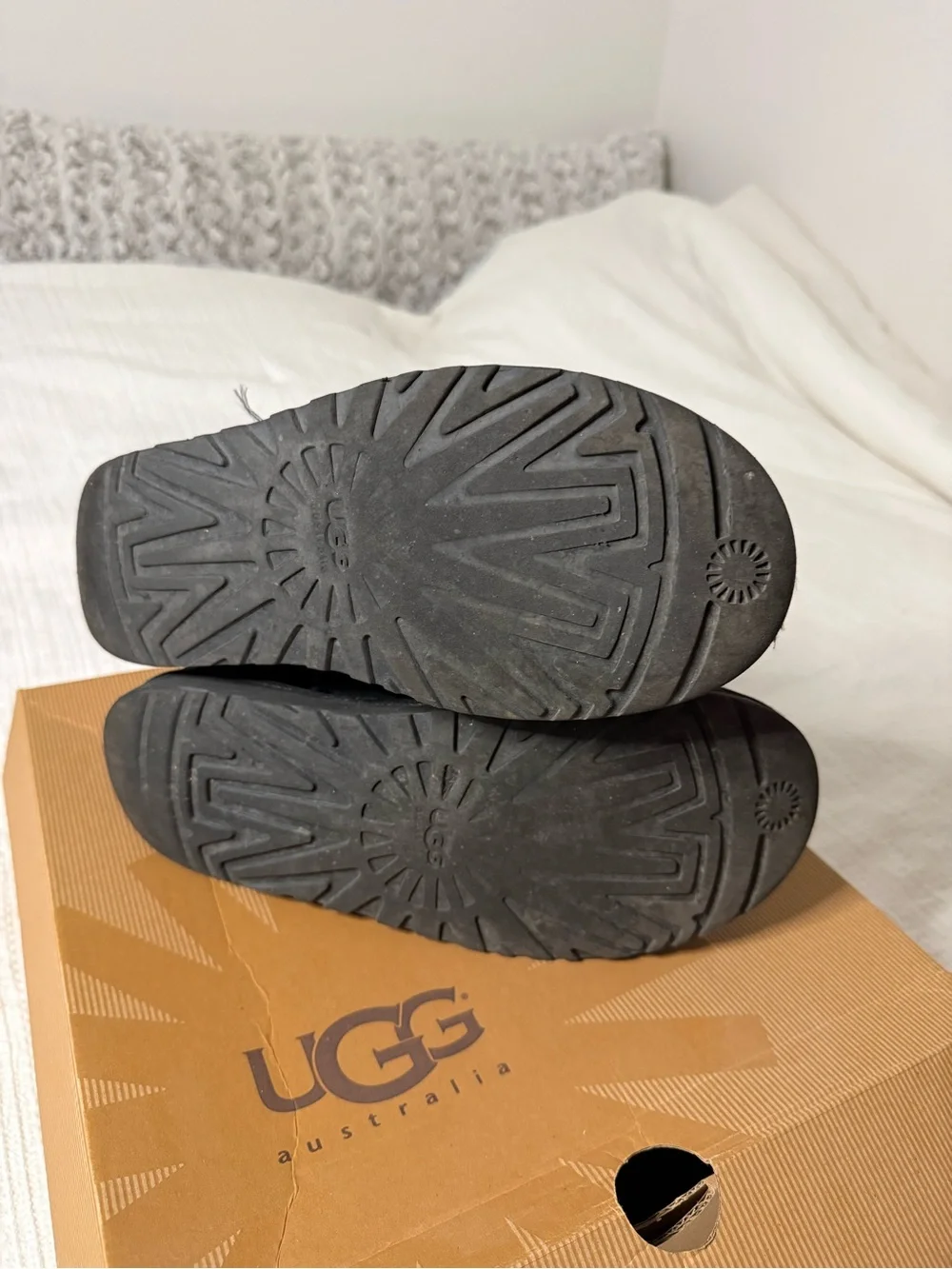 UGG classic short